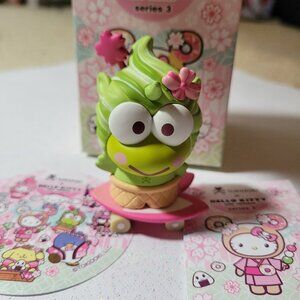 Tokidoki Hello Kitty & Friends - Series 3 Cherry Blossom - Keroppi Figure